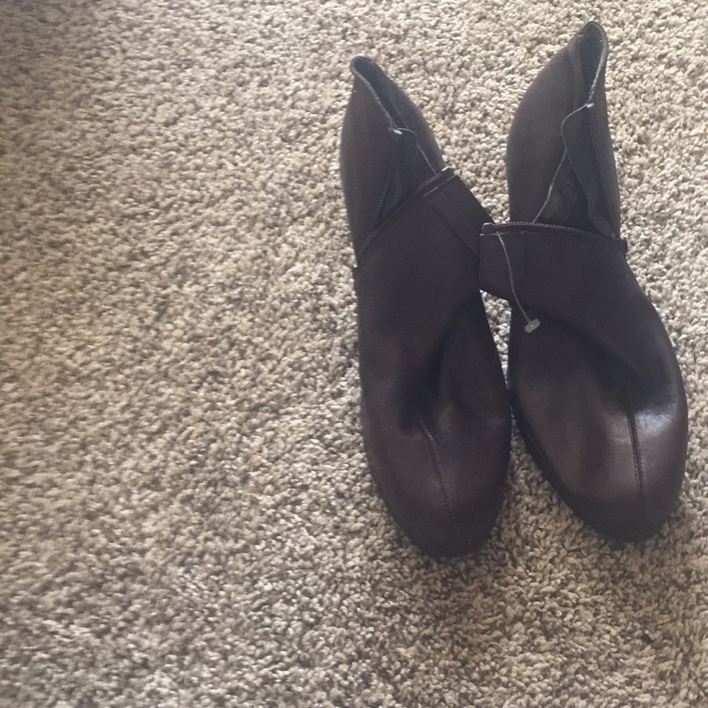 Ginuwine leather